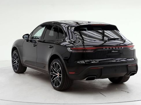 Used 2025 Porsche Macan AWD/4WD image 3
