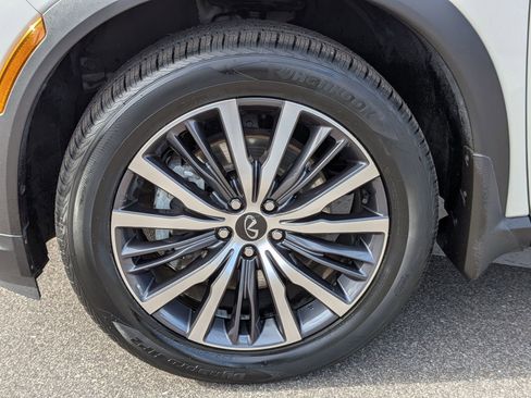 Used 2022 INFINITI QX60 Sensory w/ Cargo Package image 10