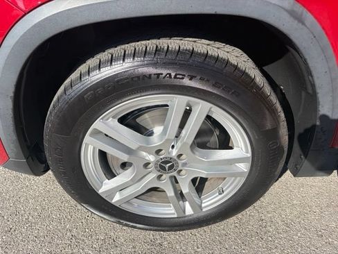 Used 2022 Mercedes-Benz GLA 250 4MATIC w/ Premium Package Lite image 13