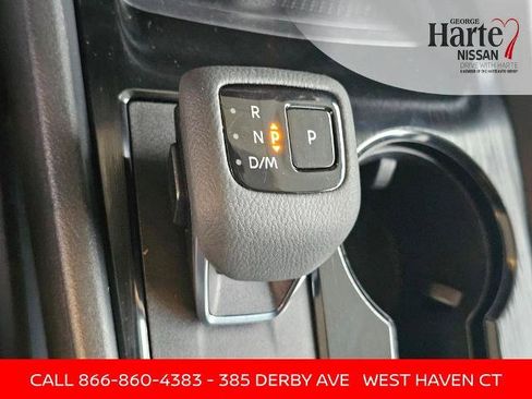 Certified 2023 Nissan Rogue SV image 26