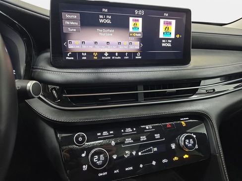 Certified 2023 INFINITI QX60 Sensory w/ Vision Package AWD/4WD image 16