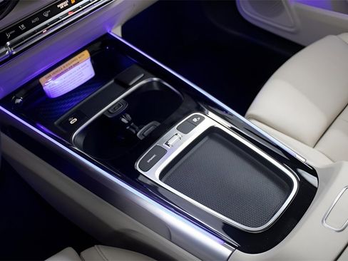 Used 2025 Mercedes-Benz GLB 250 image 20