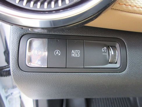 New 2026 Chevrolet Equinox ACTIV image 23