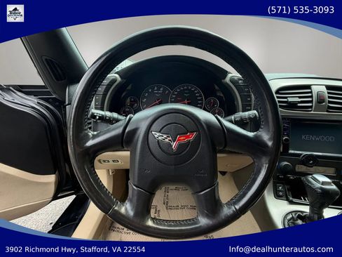 Used 2005 Chevrolet Corvette Coupe w/ Preferred Equipment Group RWD image 29