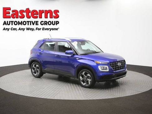 Used 2023 Hyundai Venue Limited w/ Cargo Package FWD image 49