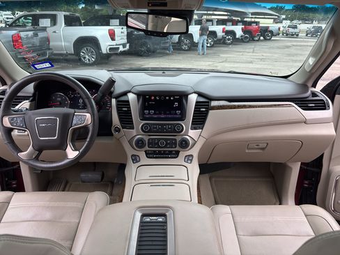 Used 2016 GMC Yukon Denali w/ Open Road Package AWD/4WD image 21