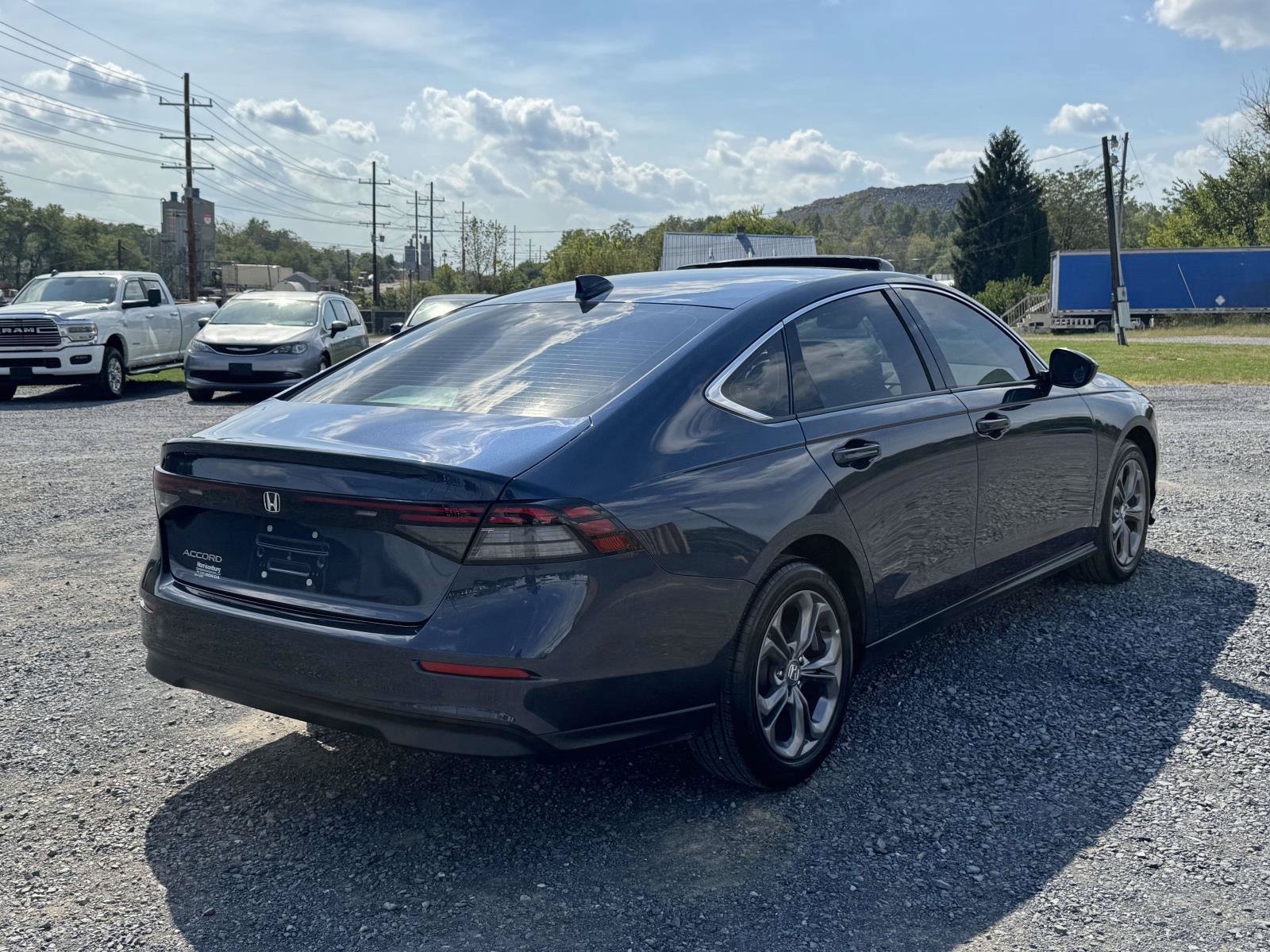 Used 2024 Honda Accord EX image 27