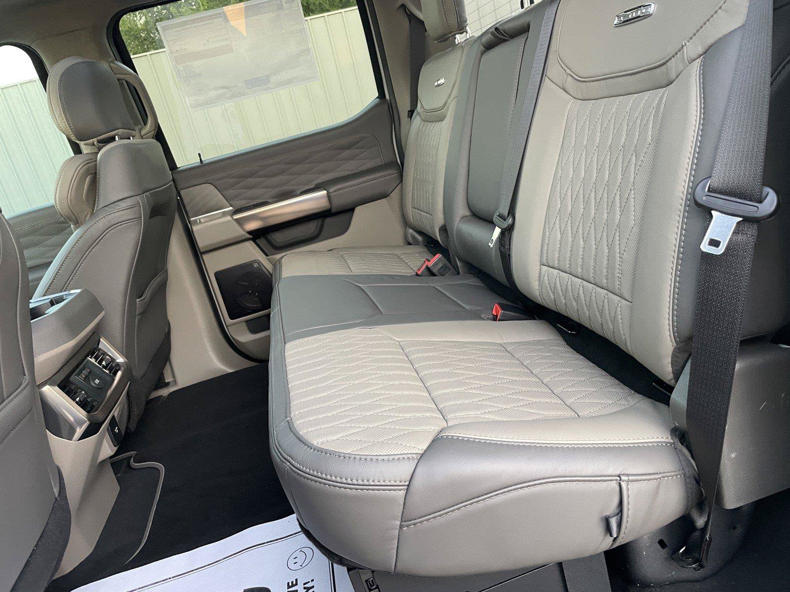 New 2026 Ford F250 Platinum w/ Platinum Plus Package AWD/4WD image 26