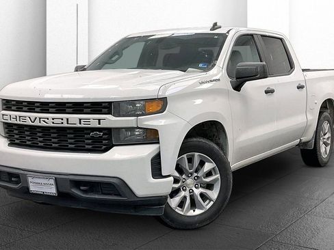 Used 2022 Chevrolet Silverado 1500 Custom w/ LPO, Blackout Package image 11