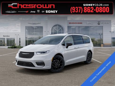 New 2026 Chrysler Pacifica Select w/ S Appearance Package FWD image 1