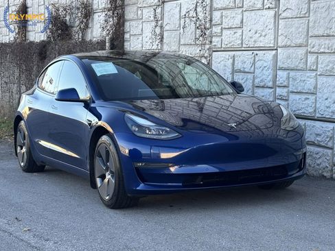 Used 2022 Tesla Model 3 Long Range image 3
