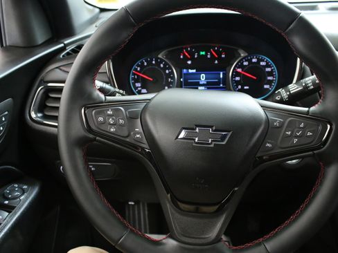 Used 2023 Chevrolet Equinox RS image 12