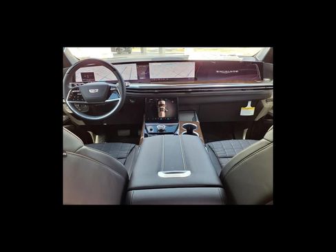 Used 2026 Cadillac Escalade Platinum Sport w/ LPO, ONYX Package AWD/4WD image 11