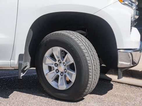 Used 2023 Chevrolet Silverado 1500 LT image 13