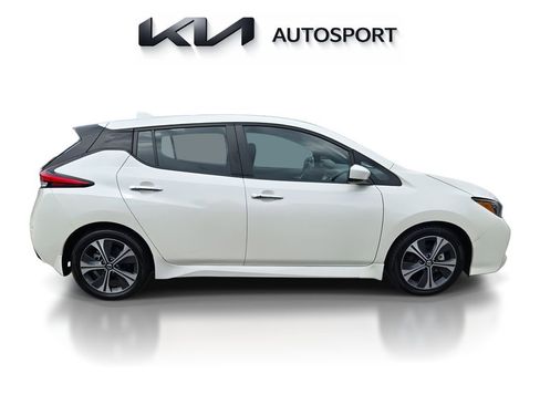 Used 2021 Nissan Leaf SV FWD image 7