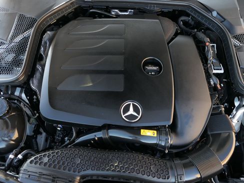 Used 2022 Mercedes-Benz C 300 Coupe image 26