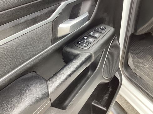 Used 2022 RAM 1500 Big Horn AWD/4WD image 19