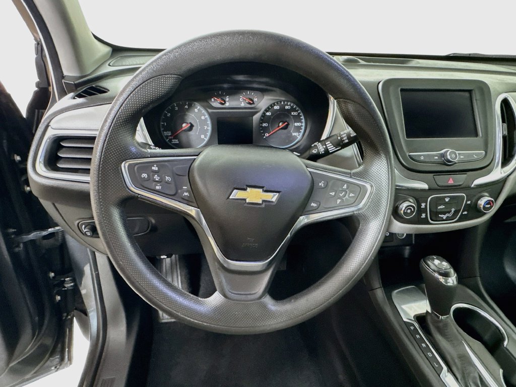 Used 2020 Chevrolet Equinox LS FWD image 11