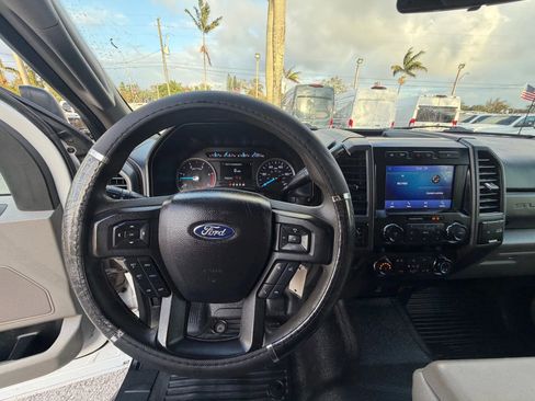 Used 2021 Ford F250 XL w/ Power Equipment Group image 12