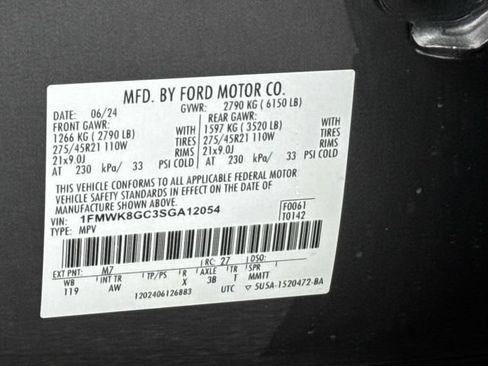 Used 2025 Ford Explorer ST AWD/4WD image 30