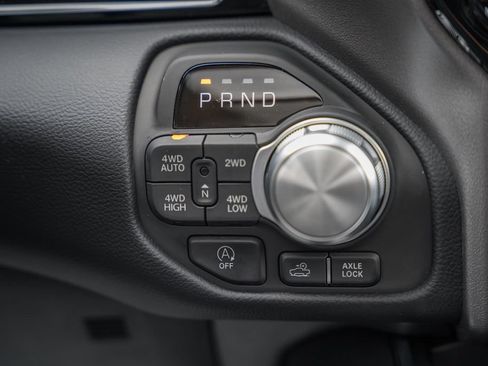 New 2026 RAM 1500 Laramie AWD/4WD image 30
