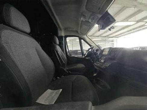 Used 2023 RAM ProMaster 2500 FWD image 16