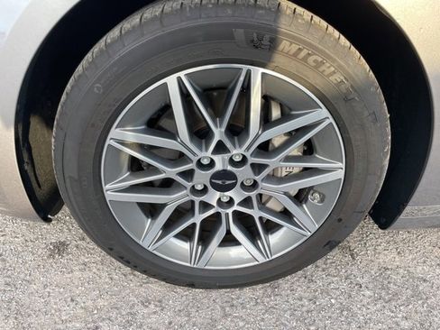 Used 2025 Genesis G80 2.5T image 25