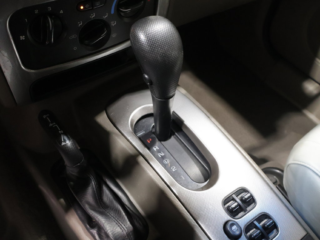 Used 2007 Jeep Liberty Sport AWD/4WD image 26