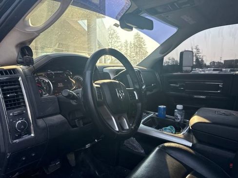 Used 2017 RAM 2500 Laramie w/ Sport Appearance Group AWD/4WD image 2