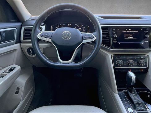 Used 2022 Volkswagen Atlas SE image 9