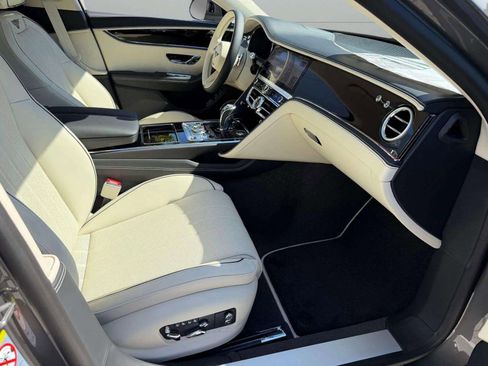 New 2026 Bentley Flying Spur Flying Spur image 15