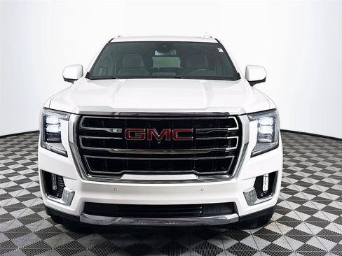 Used 2023 GMC Yukon SLT w/ SLT Premium Package RWD image 2