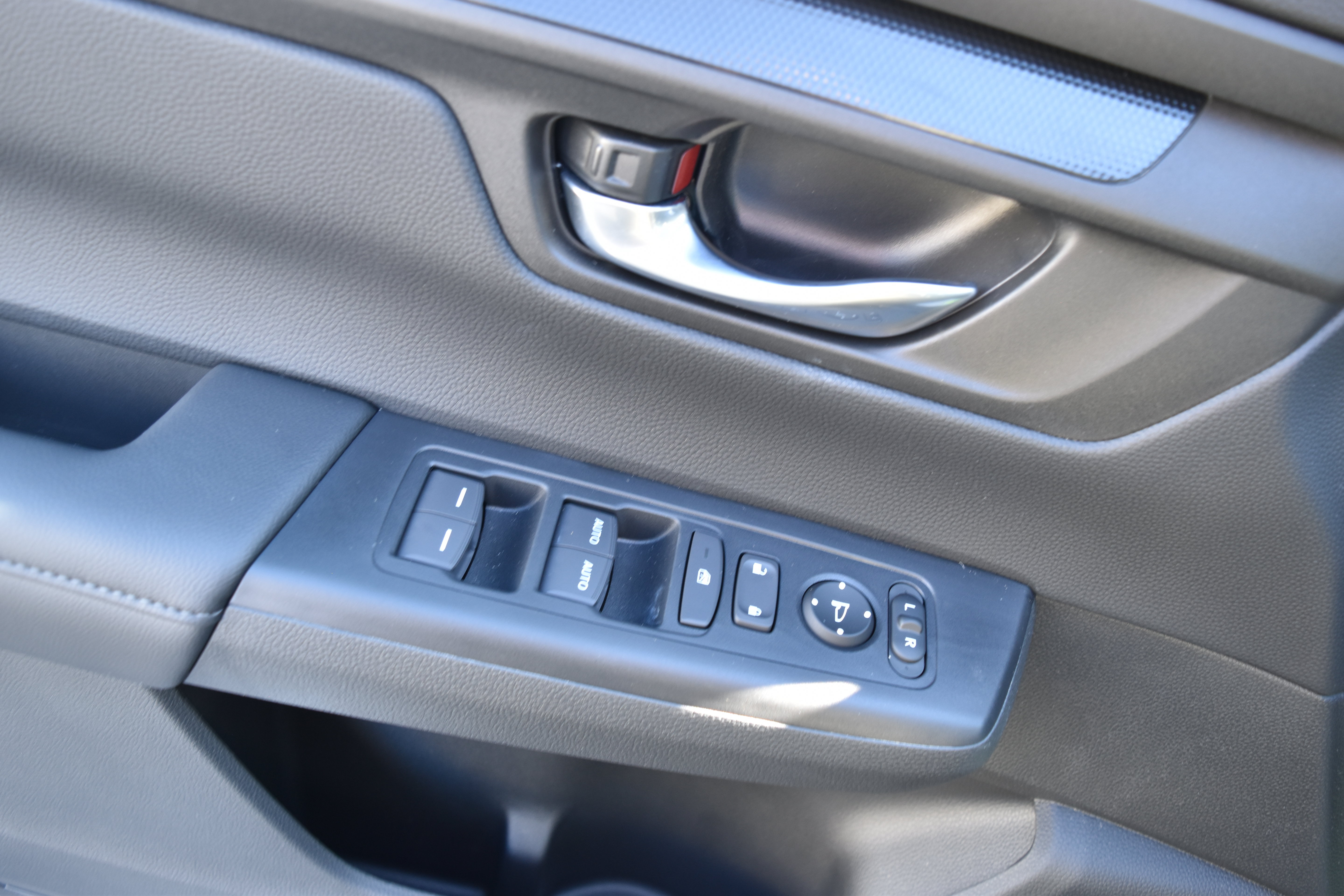 Certified 2026 Honda CR-V EX image 14