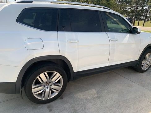 Used 2019 Volkswagen Atlas SE w/ Panoramic Sunroof Package image 1