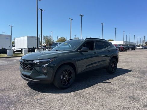 New 2026 Chevrolet Trax LT image 7