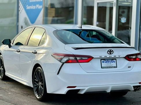 Used 2021 Toyota Camry SE image 29