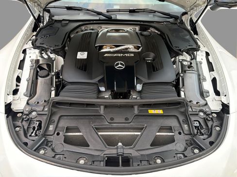 Used 2022 Mercedes-Benz SL 63 AMG 4MATIC w/ AMG Aerodynamic Package image 29