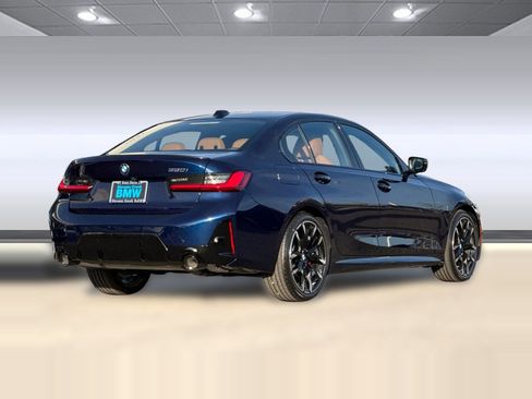 Used 2026 BMW 330i Sedan w/ M Sport Package RWD image 8