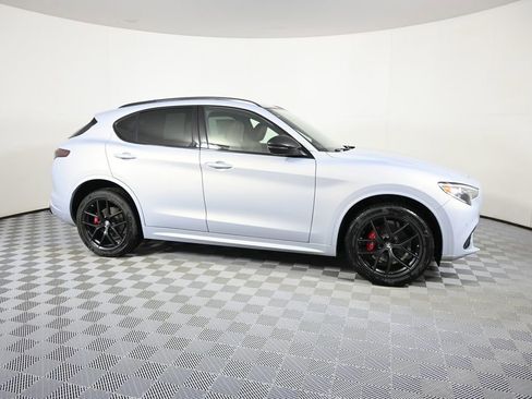 Used 2021 Alfa Romeo Stelvio Ti Sport image 8