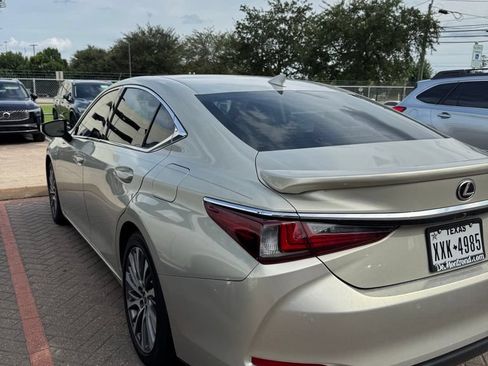 Used 2020 Lexus ES 350 w/ Accessory Package 2 FWD image 6