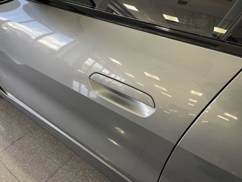 Used 2022 BMW i4 eDrive40 RWD image 13