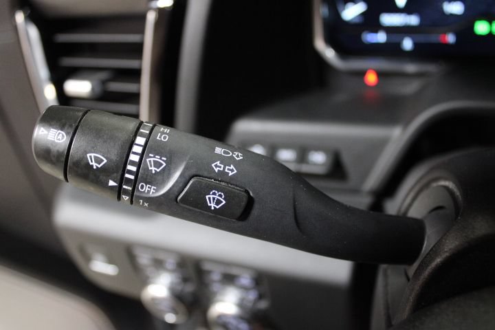 Used 2024 GMC Sierra 2500 Denali Ultimate AWD/4WD image 39