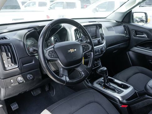 Used 2019 Chevrolet Colorado LT AWD/4WD image 21