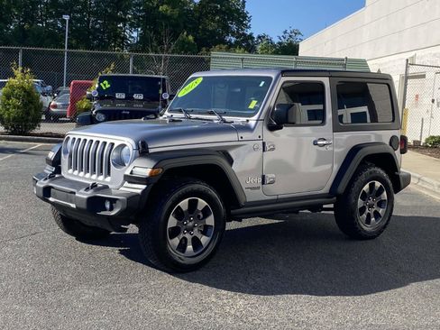 Used 2018 Jeep Wrangler Sport image 3