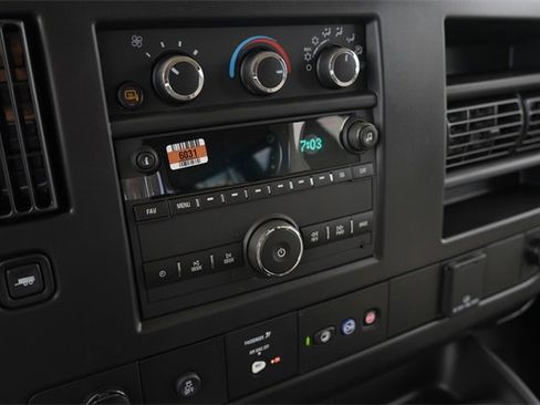 New 2025 GMC Savana 3500 LS image 14