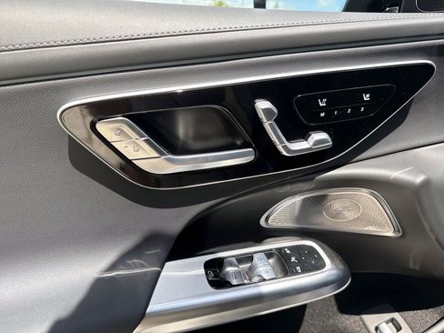 New 2026 Mercedes-Benz E 450 4MATIC Sedan image 17