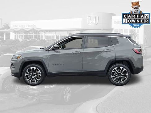 Used 2024 Jeep Compass Limited AWD/4WD image 2