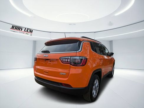 New 2026 Jeep Compass Latitude AWD/4WD image 3