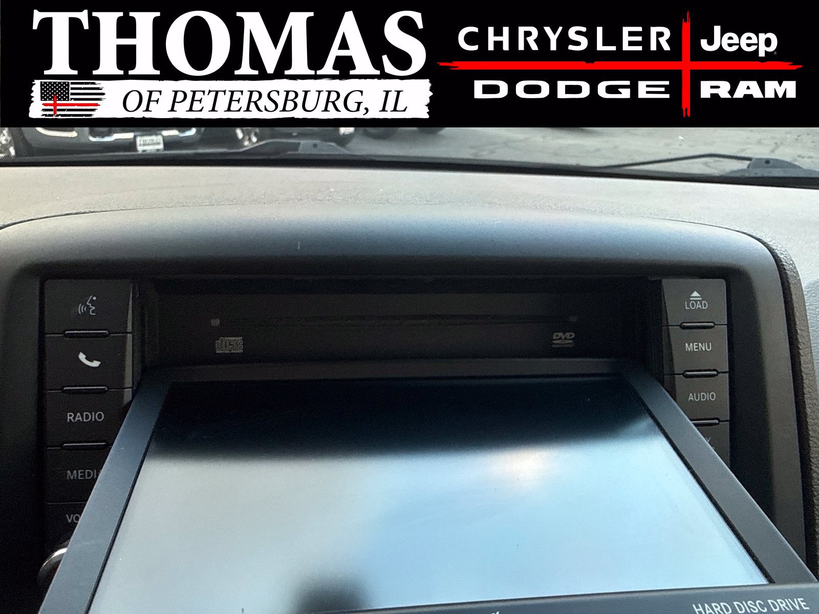 Used 2013 Chrysler Town & Country Touring-L FWD image 19