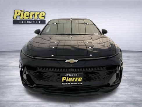 New 2026 Chevrolet Equinox EV LT image 8